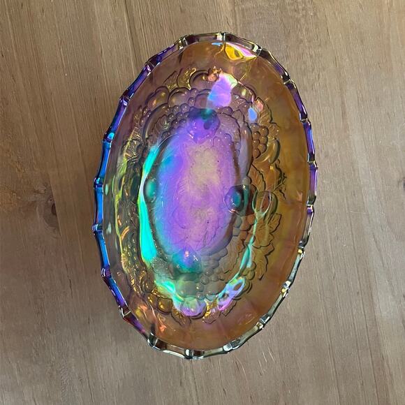 Large Vintage Iridescent Amber Indiana Carnival Glass Fruit Bowl - Picture 3 of 6